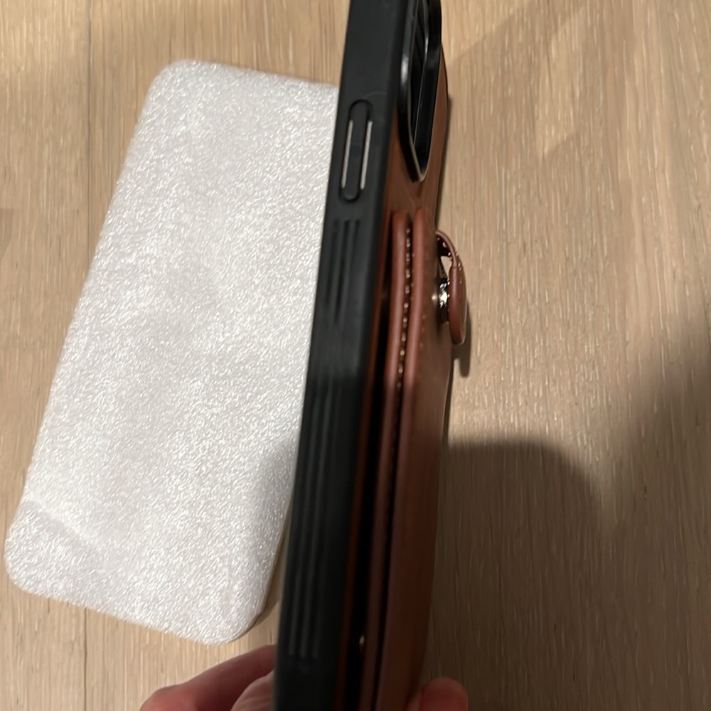 iPhone pro max case - Picture 3 of 7
